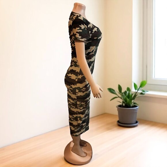 Camouflage Used Women Midi Dress - Picture 6 of 6